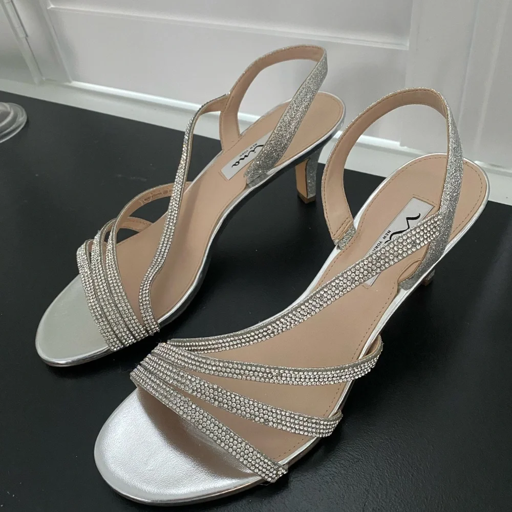 Nina New WOMENS SILVER GLITTER CRYSTAL SLINGBACK MID-HEEL EVENING
